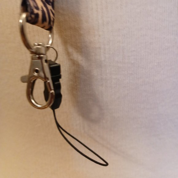 🥇Leopard Lanyard🥇 - Picture 3 of 9